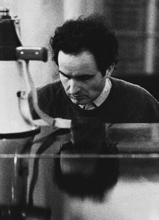 the album cover for Giuseppe Chiari - Intervalli