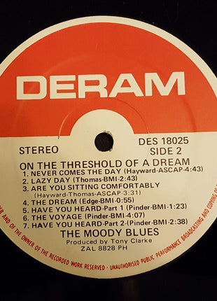 The Moody Blues : On The Threshold Of A Dream (LP, Album, RE, Gat)