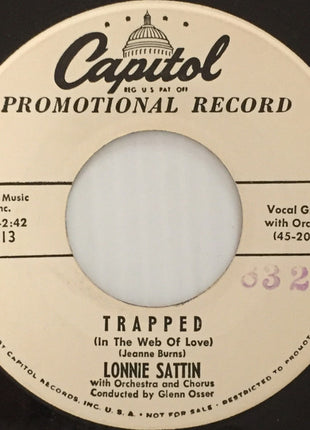 Lonnie Sattin : Trapped (In The Web Of Love) / Your Home Can Be A Castle (7", Promo)