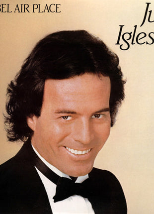 Julio Iglesias : 1100 Bel Air Place (LP, Album, Pit)