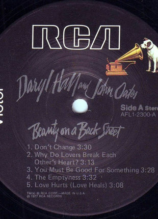 Daryl Hall & John Oates : Beauty On A Back Street (LP, Album, Ind)