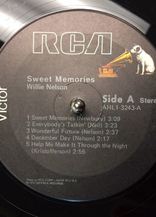 Willie Nelson : Sweet Memories (LP, Comp)