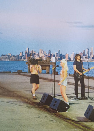 Amyl and The Sniffers : Comfort To Me (LP, Album, RE + LP + Dlx, Ltd, Smo)