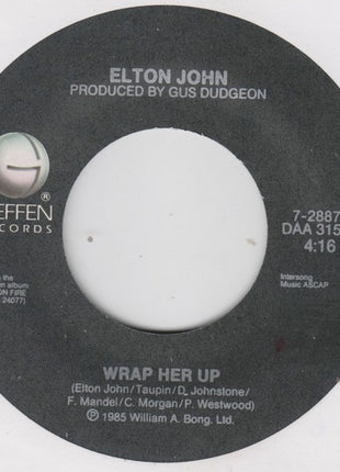 Elton John : Wrap Her Up (7", Single, Spe)