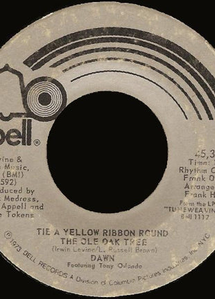 Dawn (5) Featuring Tony Orlando : Tie A Yellow Ribbon Round The Ole Oak Tree (7", Single, Pre)