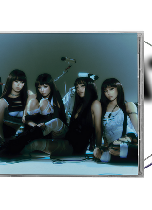 the album cover for Girlset - Chat [offline_groupchat Version 1]