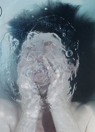the album cover for Dame Area - Toda La Mentira Sobre Dame Area