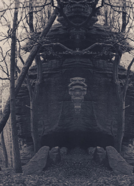 the album cover for Accident Fantome - Objets Enchasses Dans Un Annea