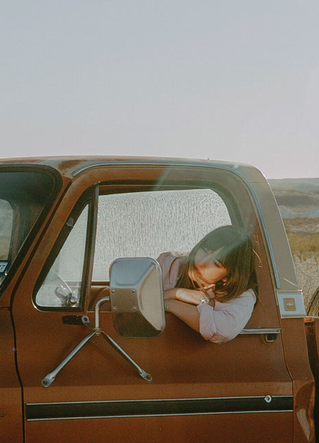 the album cover for Jess Williamson - Mile South Of Heaven [Indie Exclusive Color - Autographed]