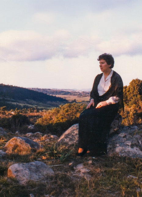 the album cover for Maria Pirrigheddu  Teresa - Rundinas