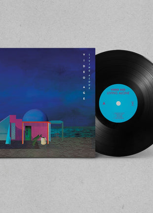 the album cover for GracieHorse - Breaking & Entering
