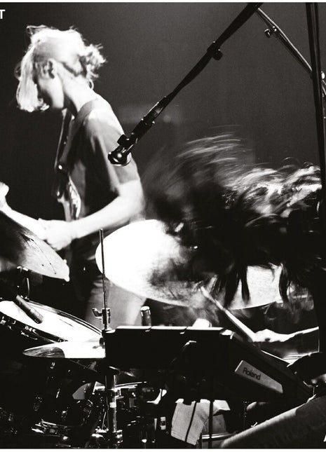 the album cover for Warpaint - Artifact [Clear/White Marble]