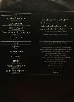 Grand Funk Railroad : Good Singin' Good Playin' (LP, Album, Glo)