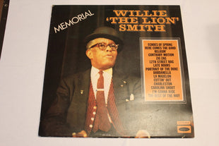 Willie "The Lion" Smith : Memorial (LP, Mon)